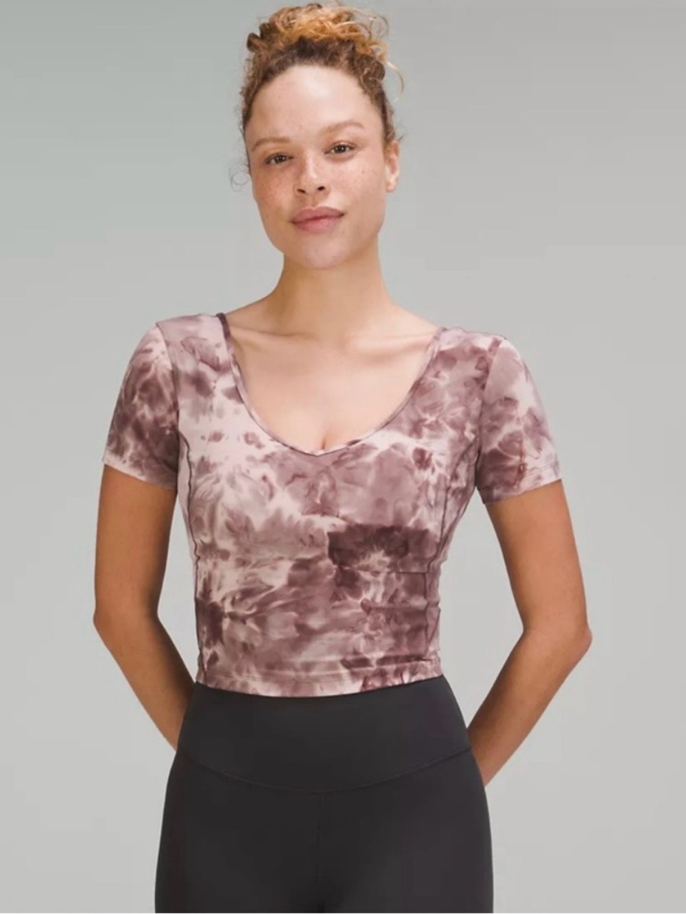 Lululemon Align Tee Size 8 in
Diamond Dye Mink Berry Lunar Rock NWOT